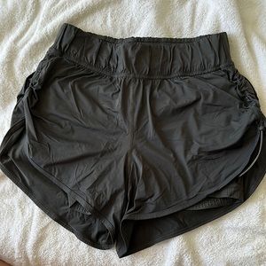 Lululemon strides ahead high rise short- Sz 8